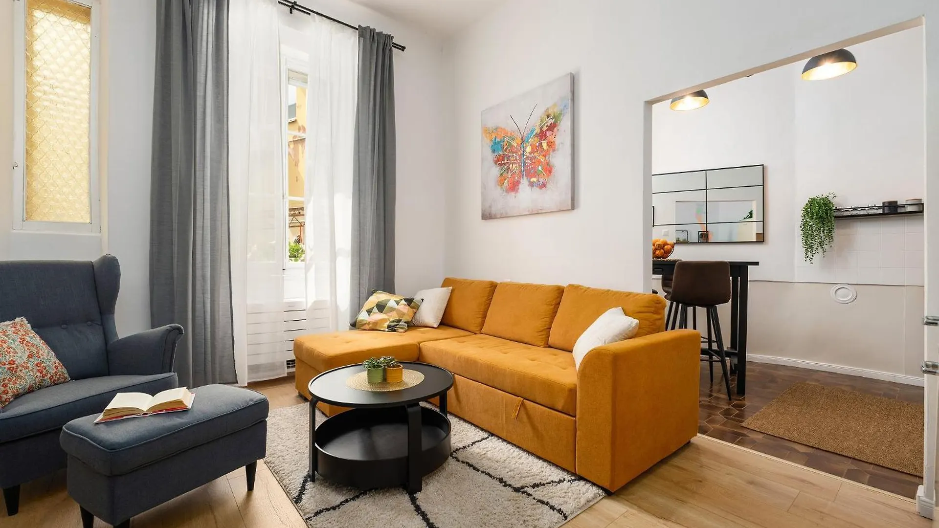 Romeo And Juliet Apartment With Balcony And Sea View Пореч