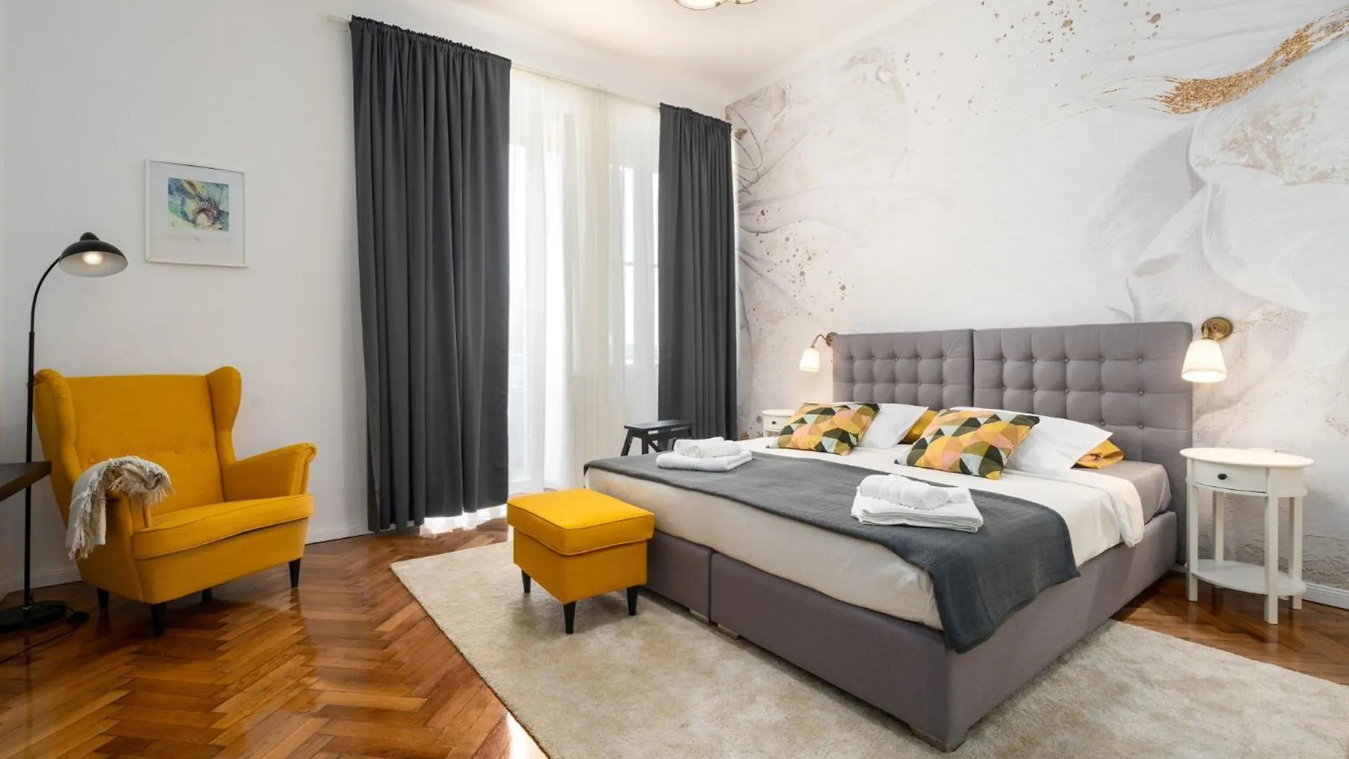 Romeo And Juliet Apartment With Balcony And Sea View Пореч 0*,  Хорватия